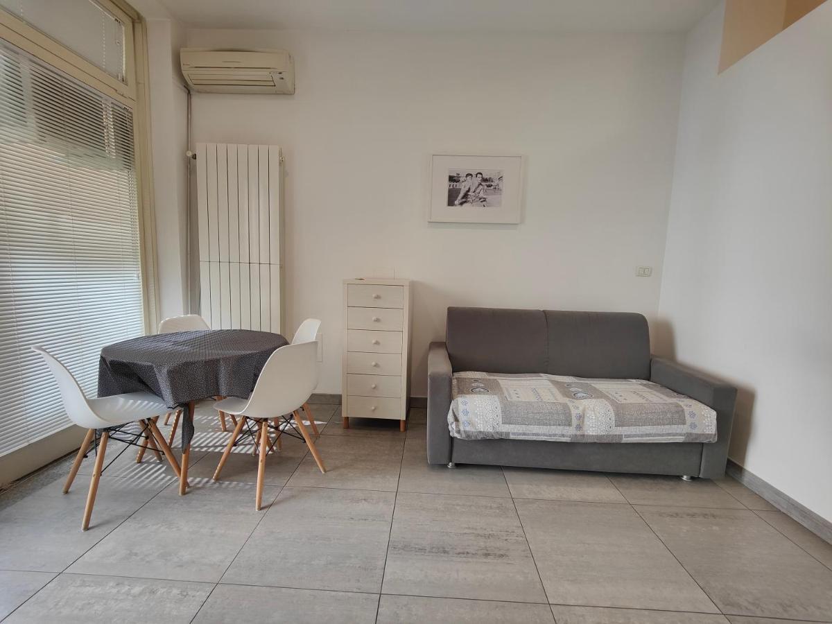 Hostdomus - Terry Suite Turín Exterior foto